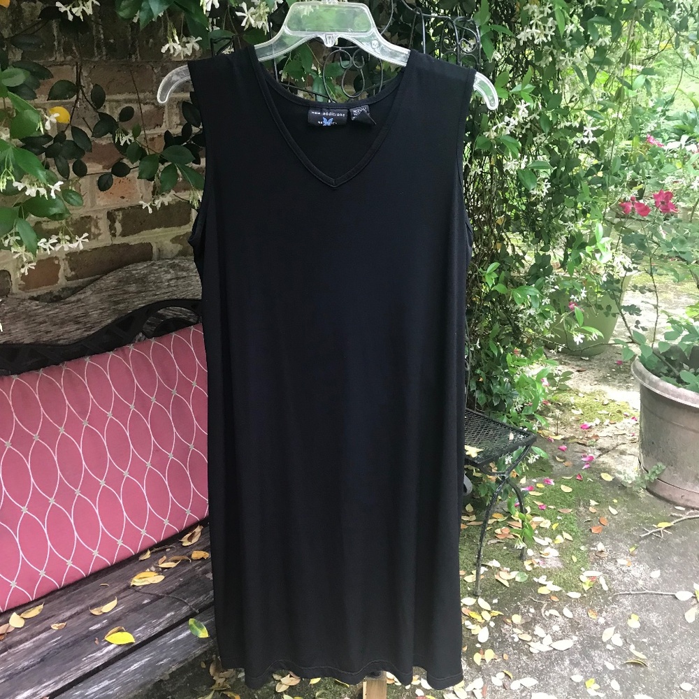 New Additions Maternity- BLACK POLYKNIT DRESS- Size Medium- EUC